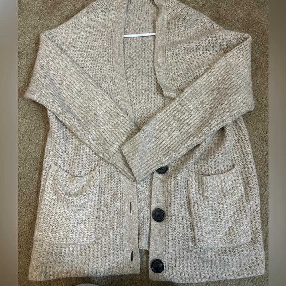 American eagle cardigan